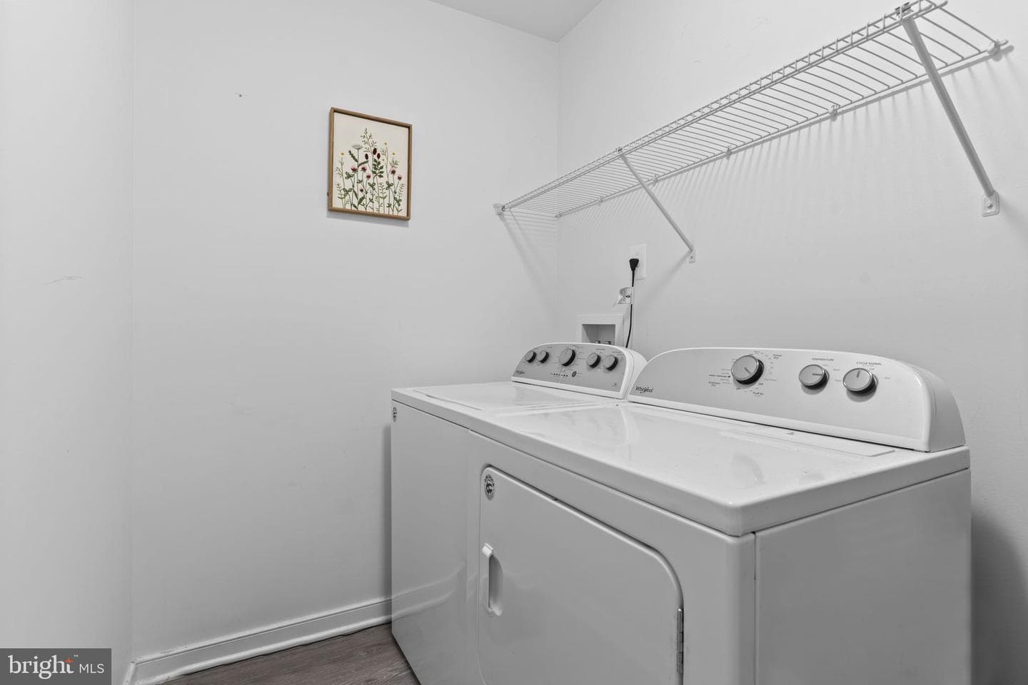 320 2nd Street photo 24