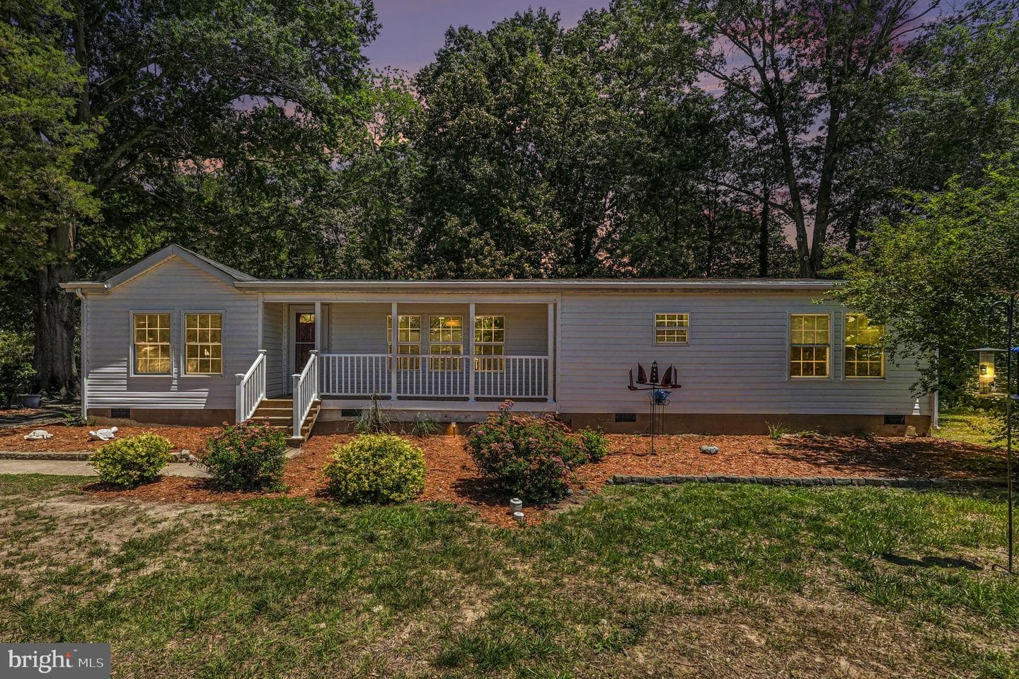 3301 Stratford Street photo 24