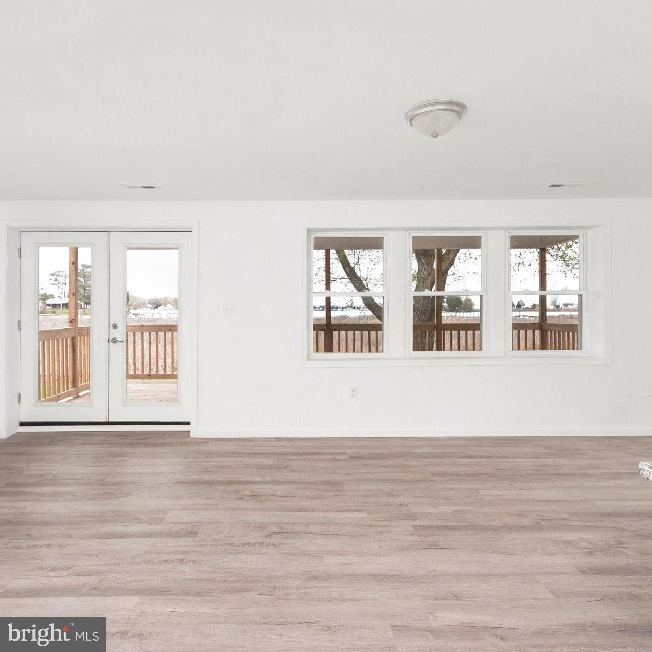1058 Shore Drive photo 11