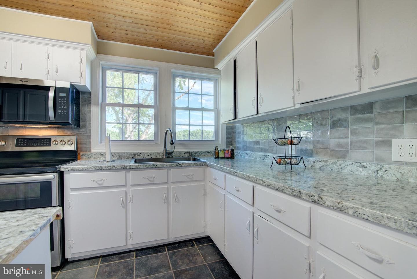 20532 Ridge Rd photo 32