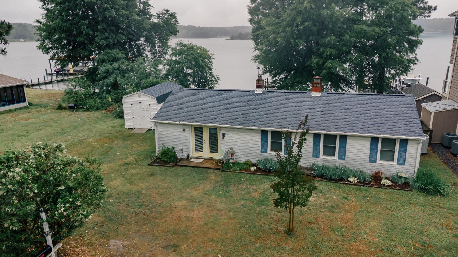 222 Shore Lane photo 10