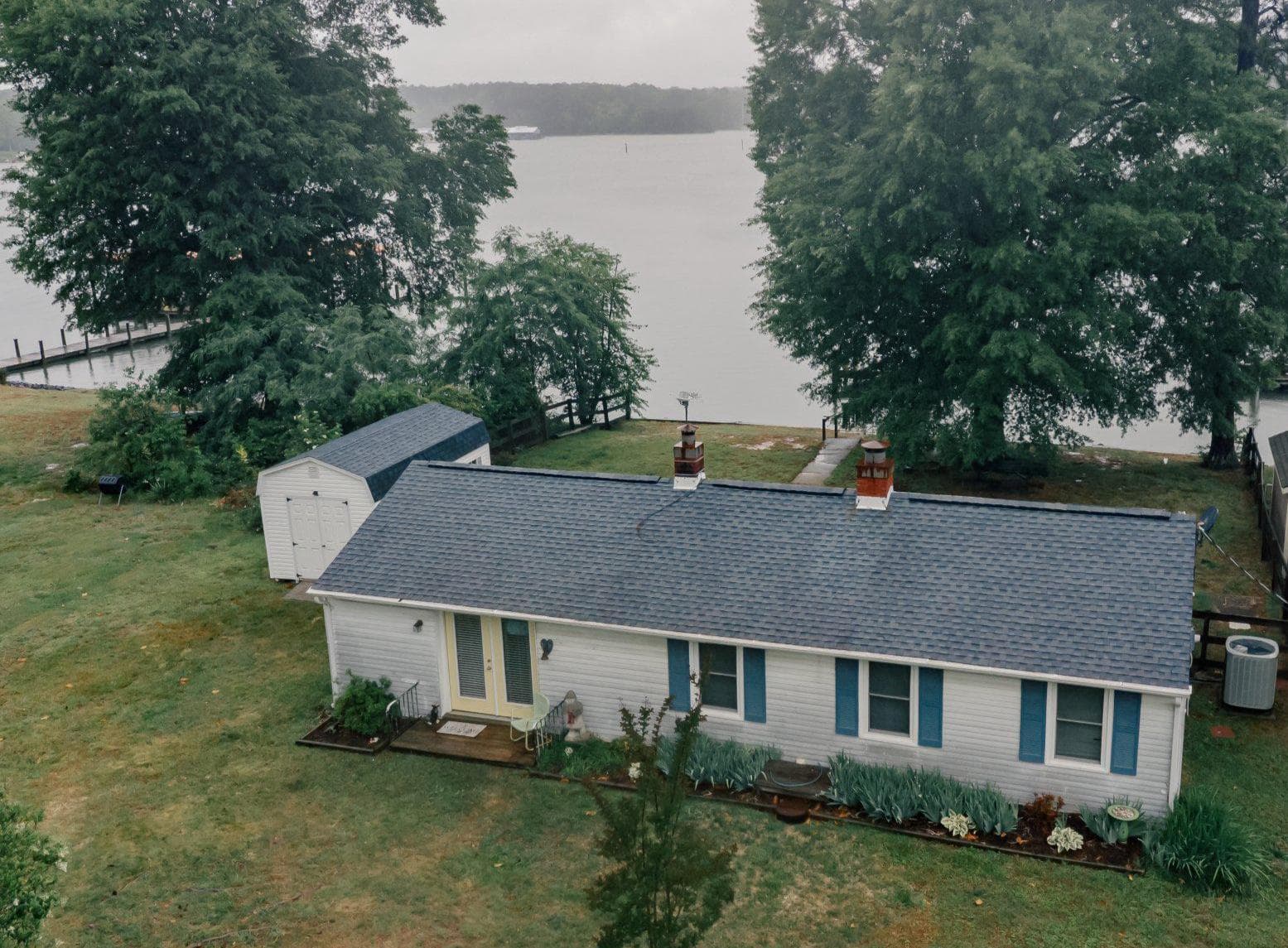 222 Shore Lane photo 2