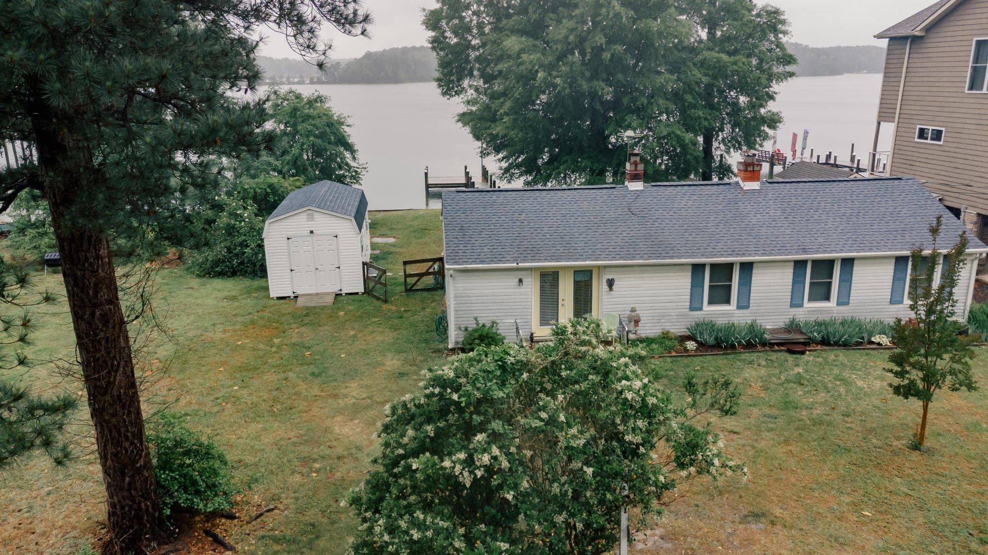 222 Shore Lane photo 8