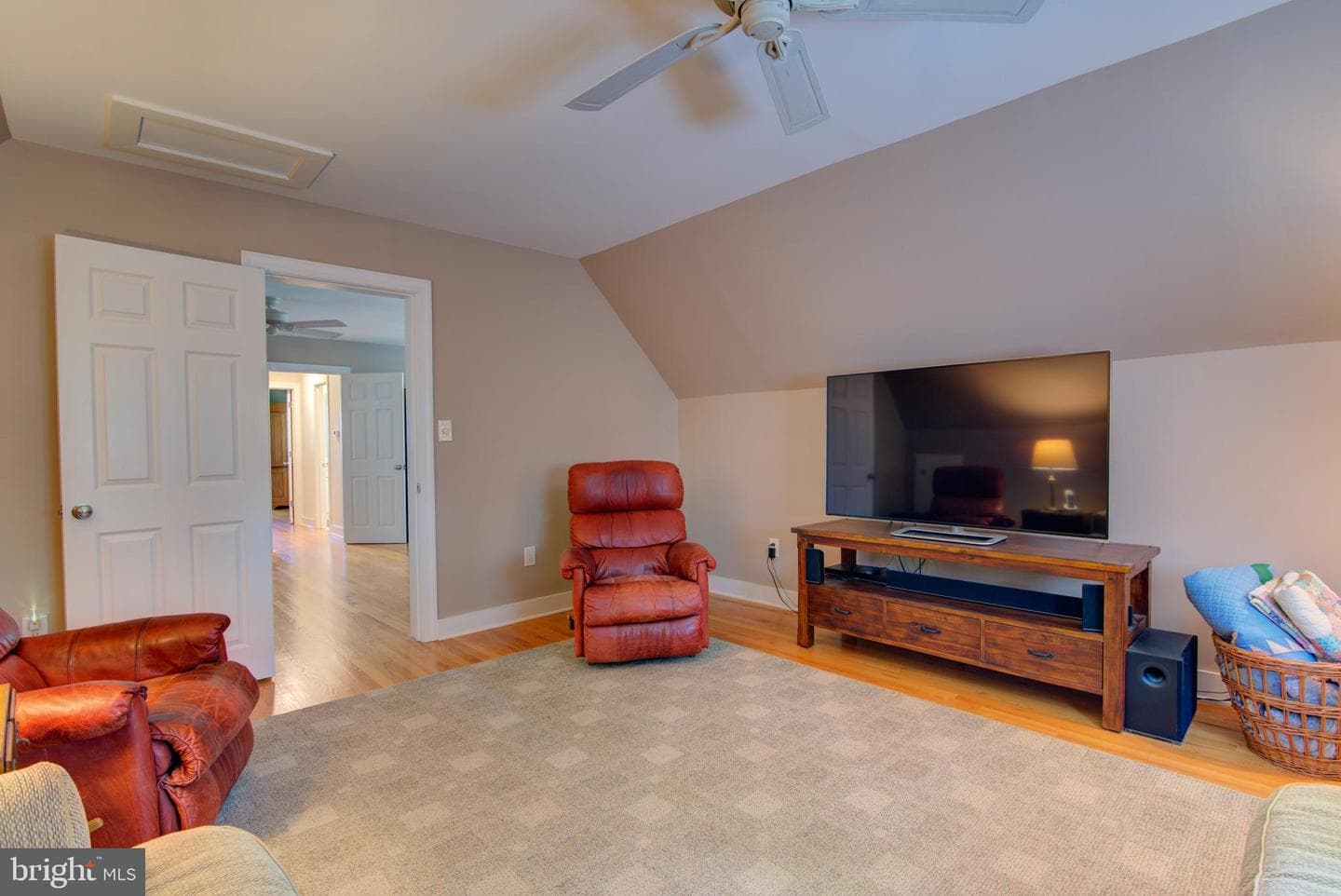 579 Bay Pointe Drive photo 73