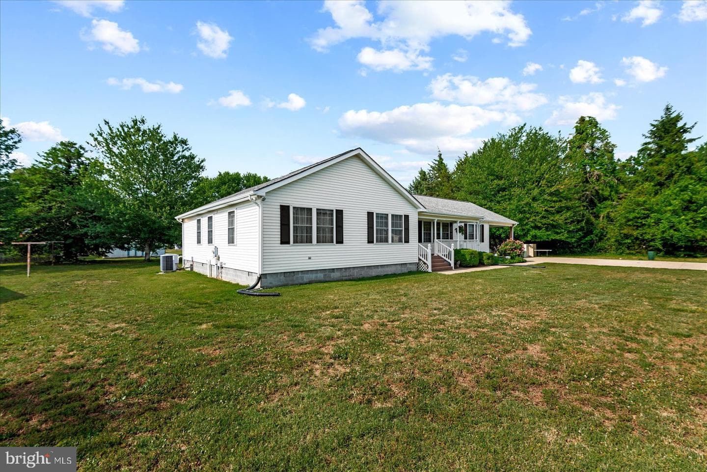 107 Bonnie Del Drive photo 4