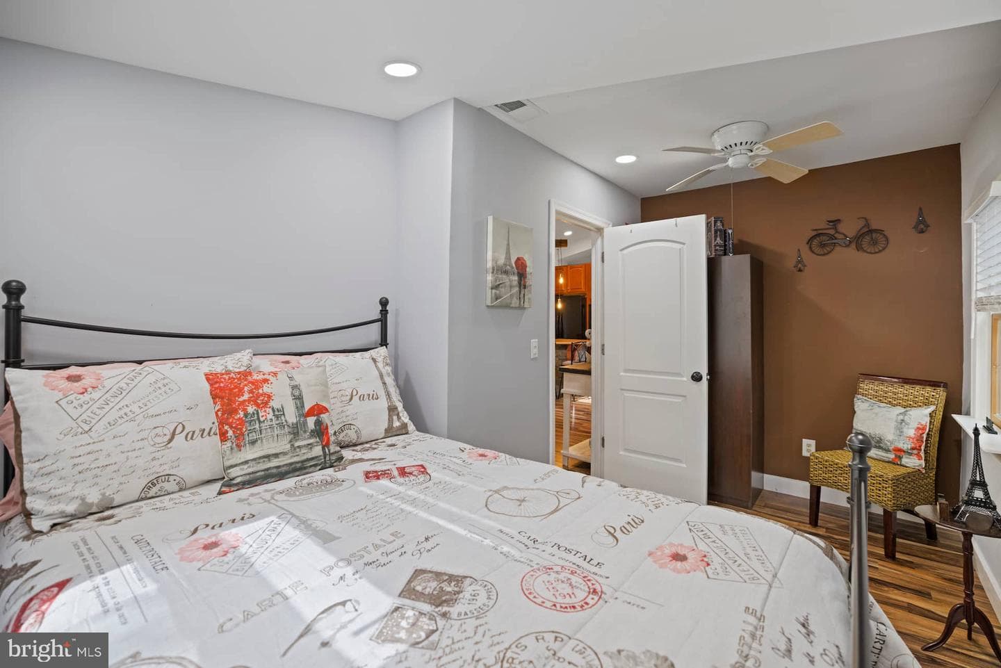 139 8th Street photo 31
