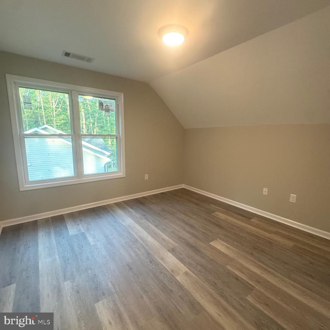 191 Woodbine Drive photo 13