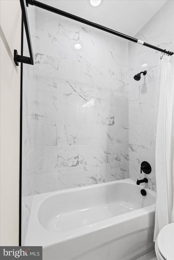 192 Woodmount Drive photo 13
