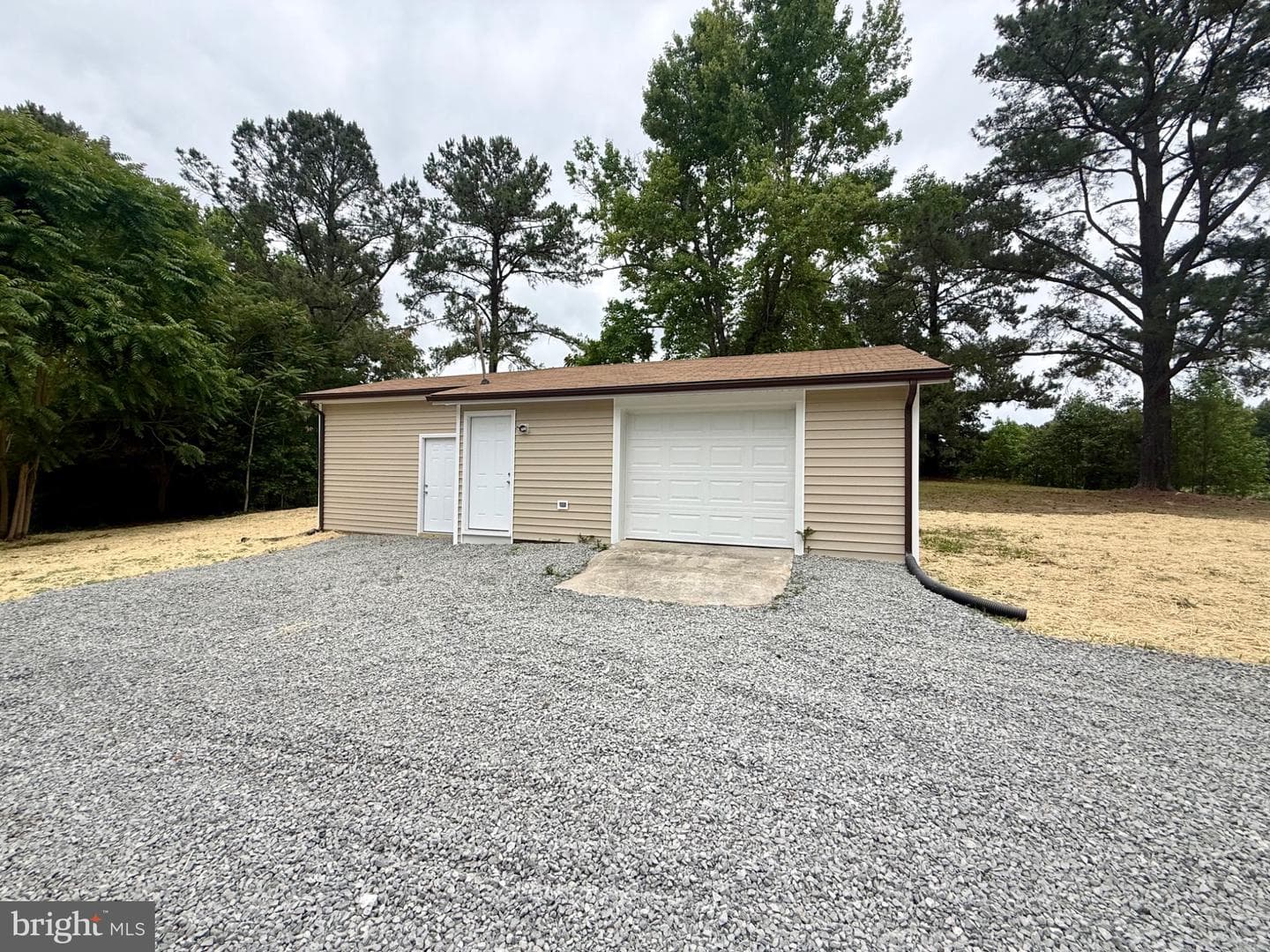 4609 Neenah Road photo 15