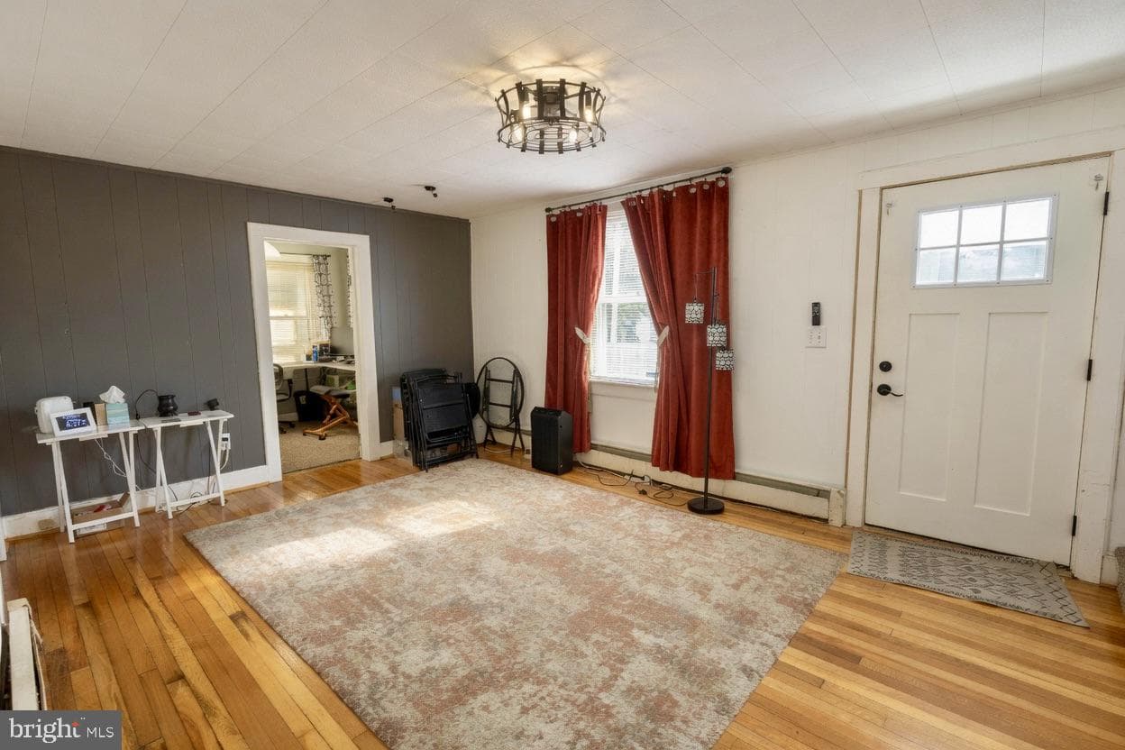 315 Cedar Avenue photo 14