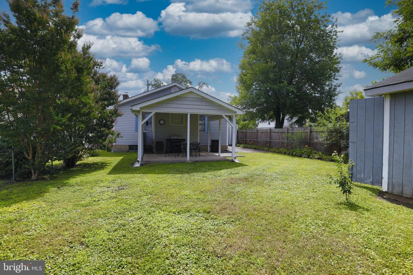 311 Marshall Avenue photo 32
