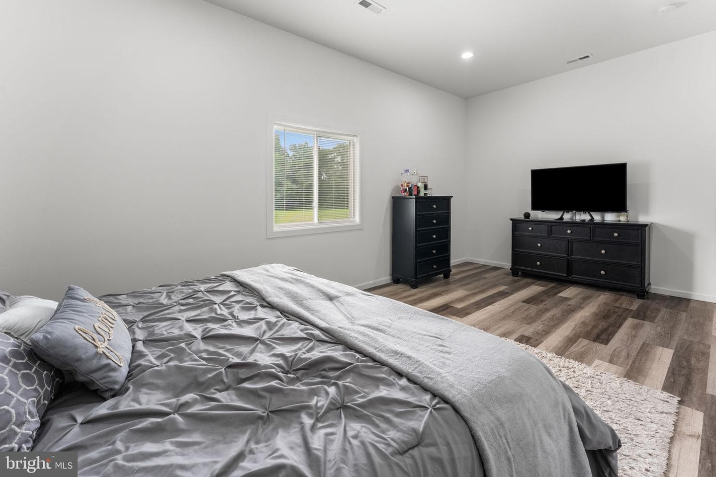 148 Matthews Cove photo 18