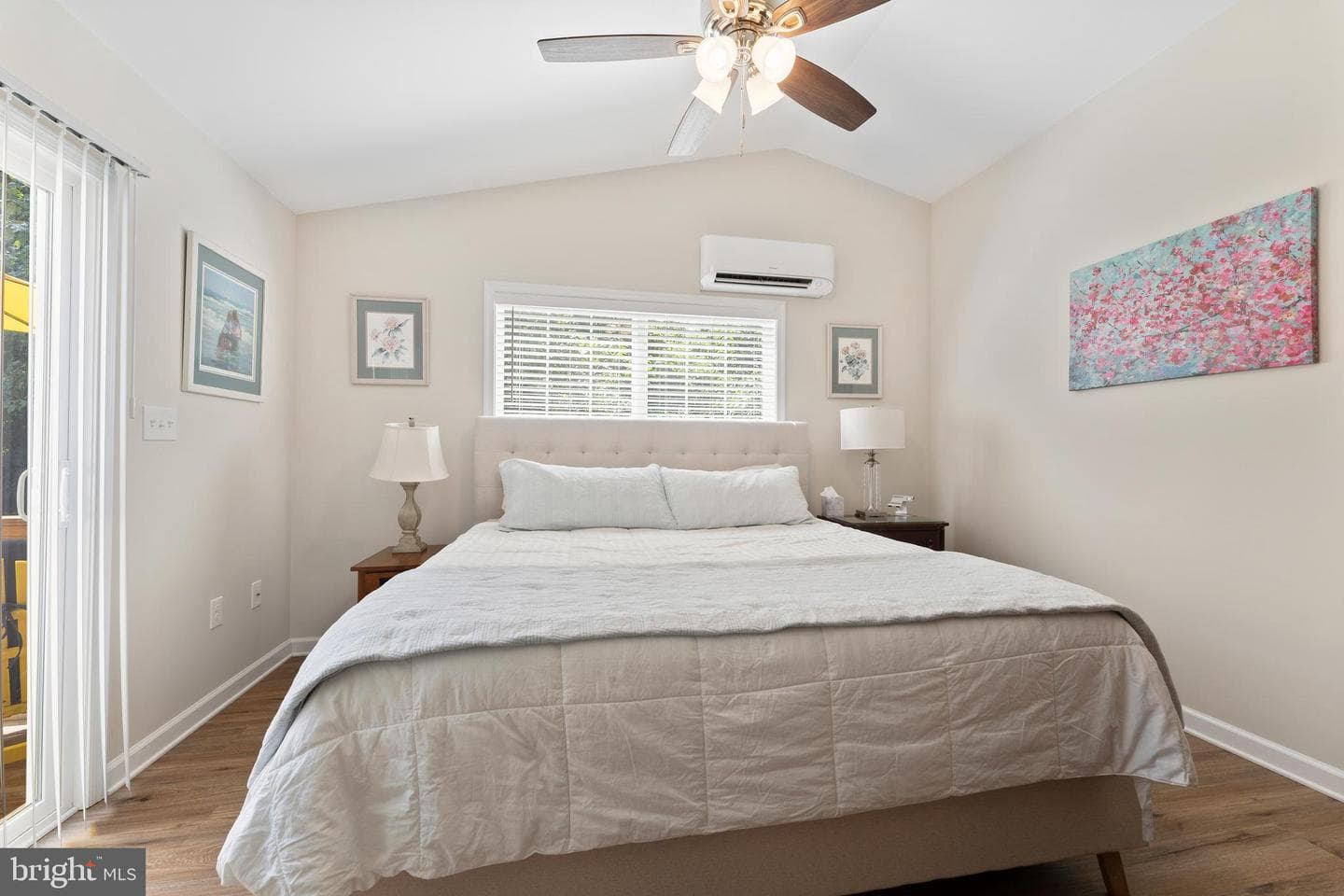 305 Cedar Lane photo 18