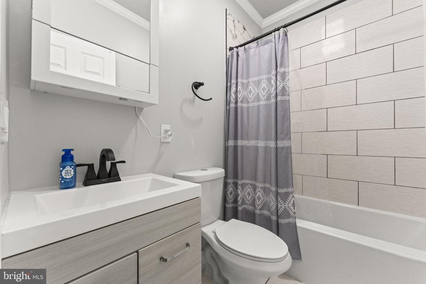 115 Erica Drive photo 21