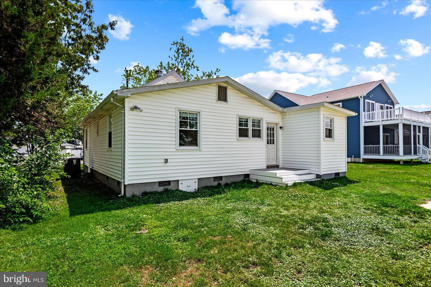 505 Monroe Bay Avenue photo 44