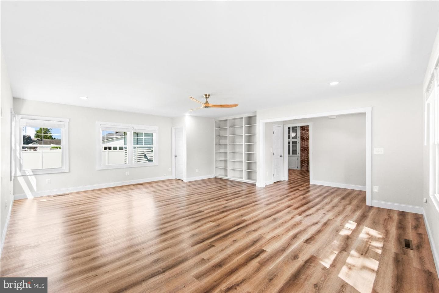 505 Monroe Bay Avenue photo 8