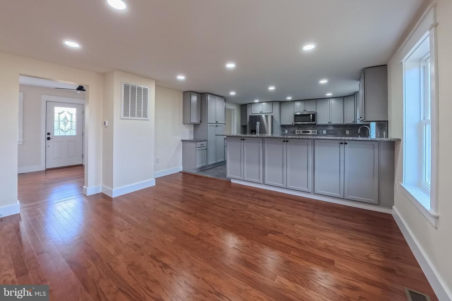 12842 Kings Highway photo 21