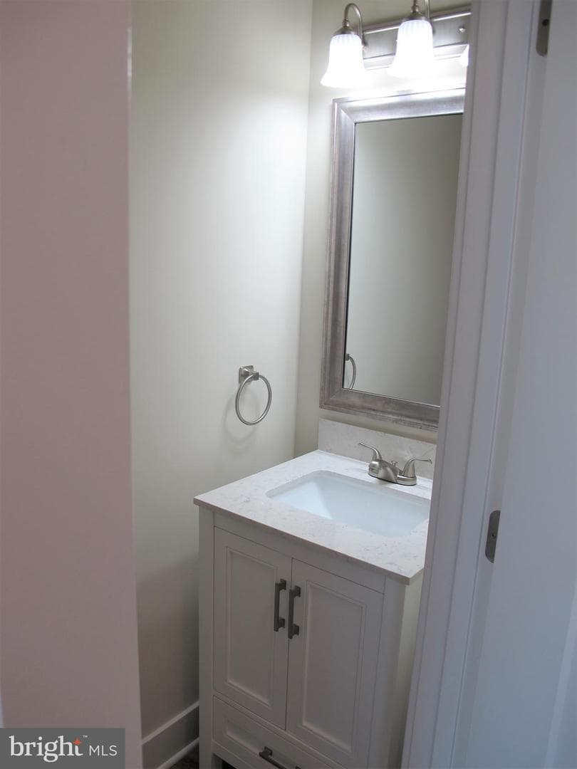 43 Lee Street photo 33