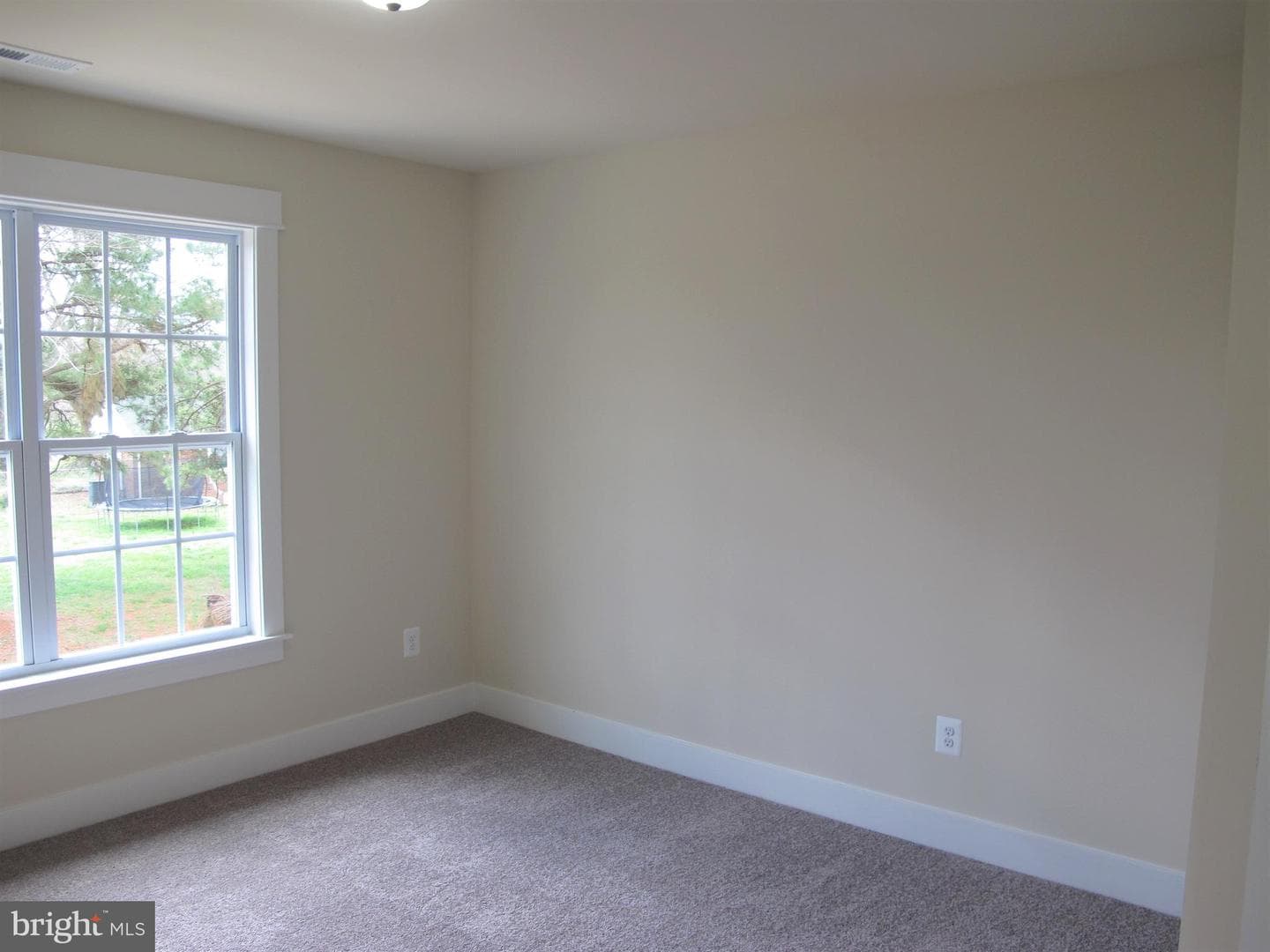 43 Lee Street photo 64