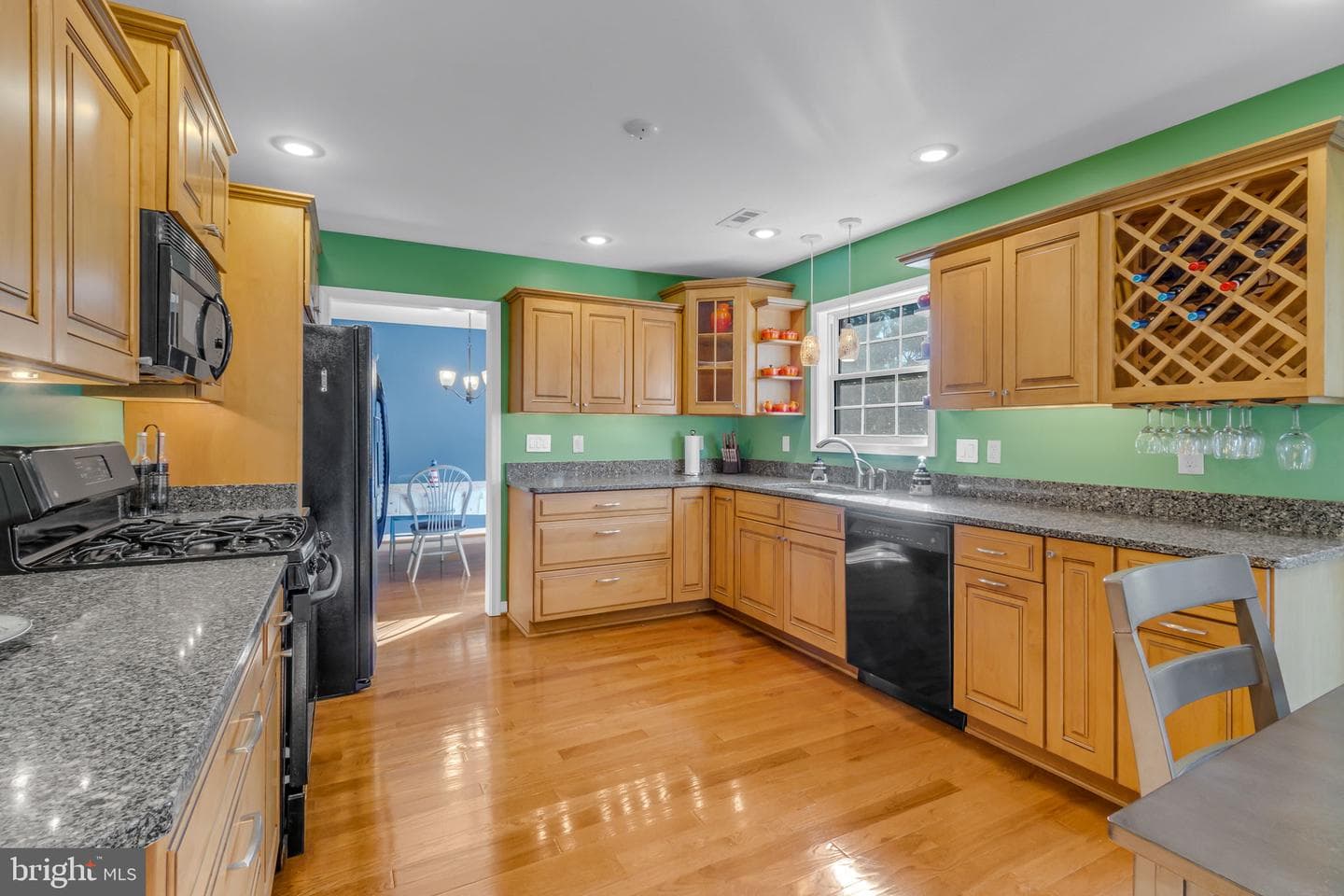 196 Matthews Cove Drive photo 25