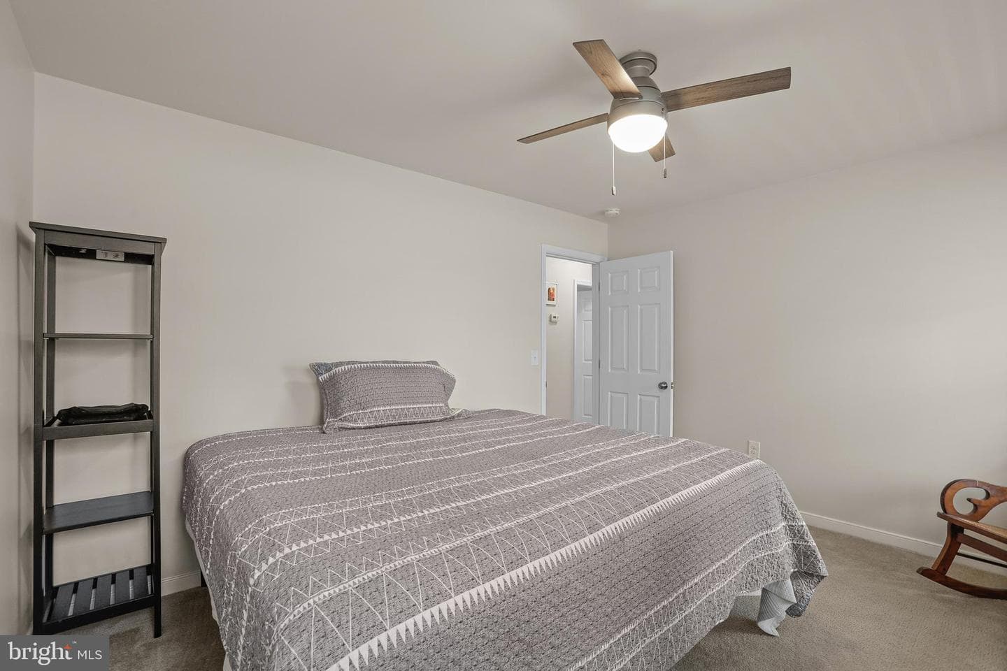 84 Cove Lane photo 28