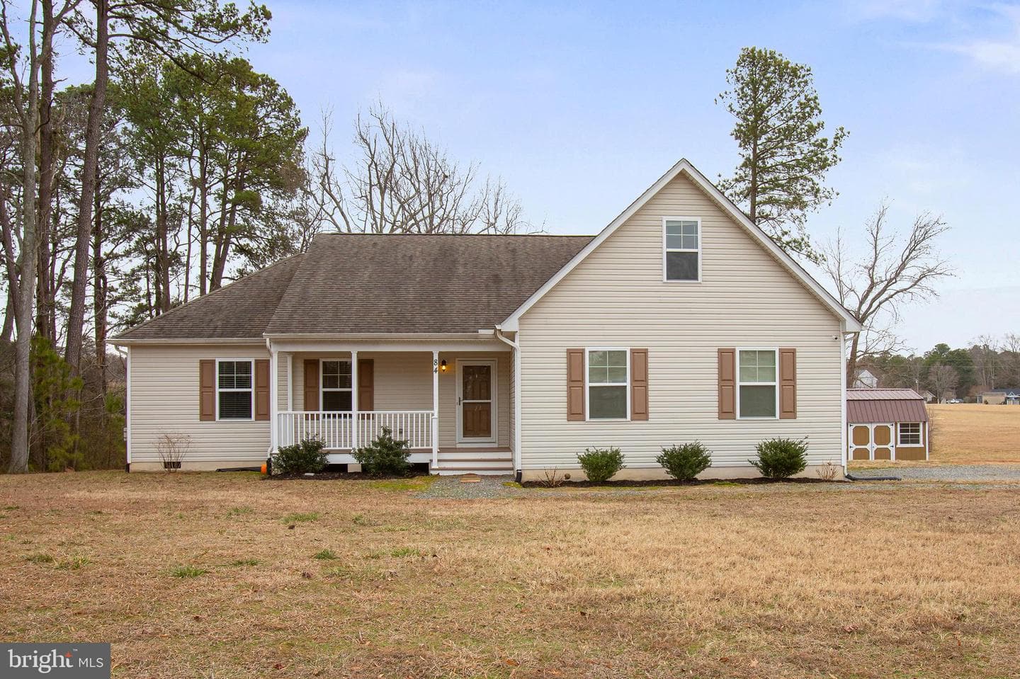 84 Cove Lane photo 3