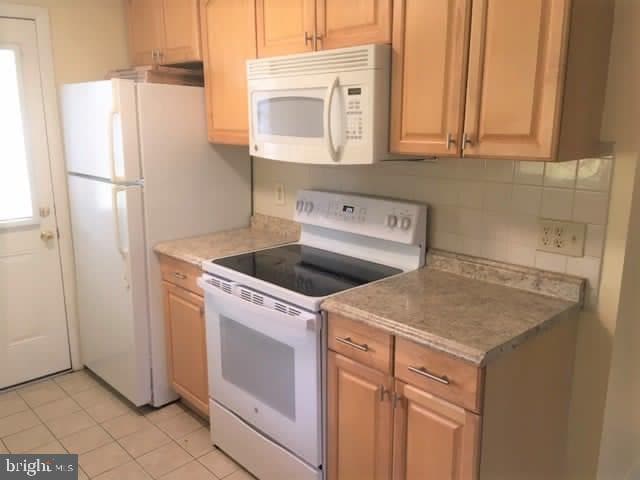 183 Wakefield Drive photo 2