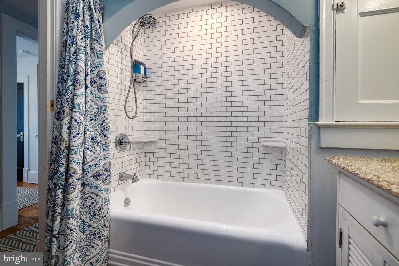 110 E Germain Street photo 30