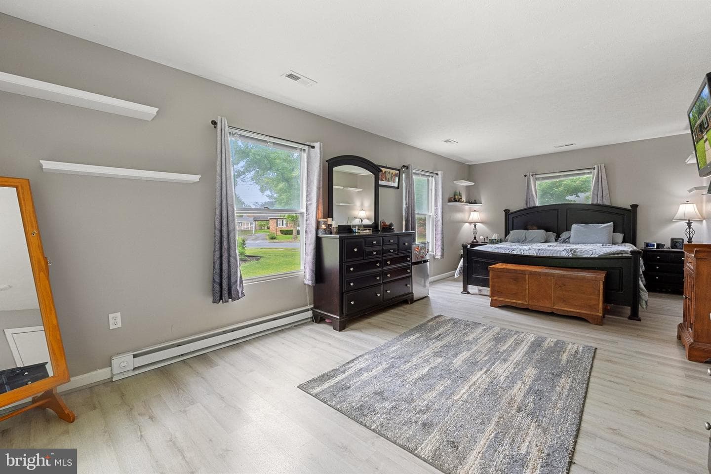 24 Montague Circle photo 13