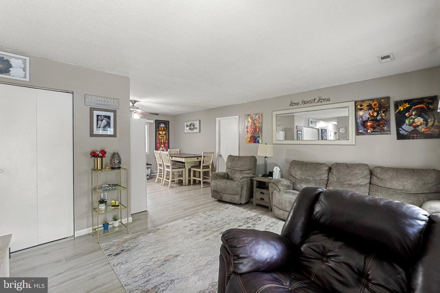 24 Montague Circle photo 5