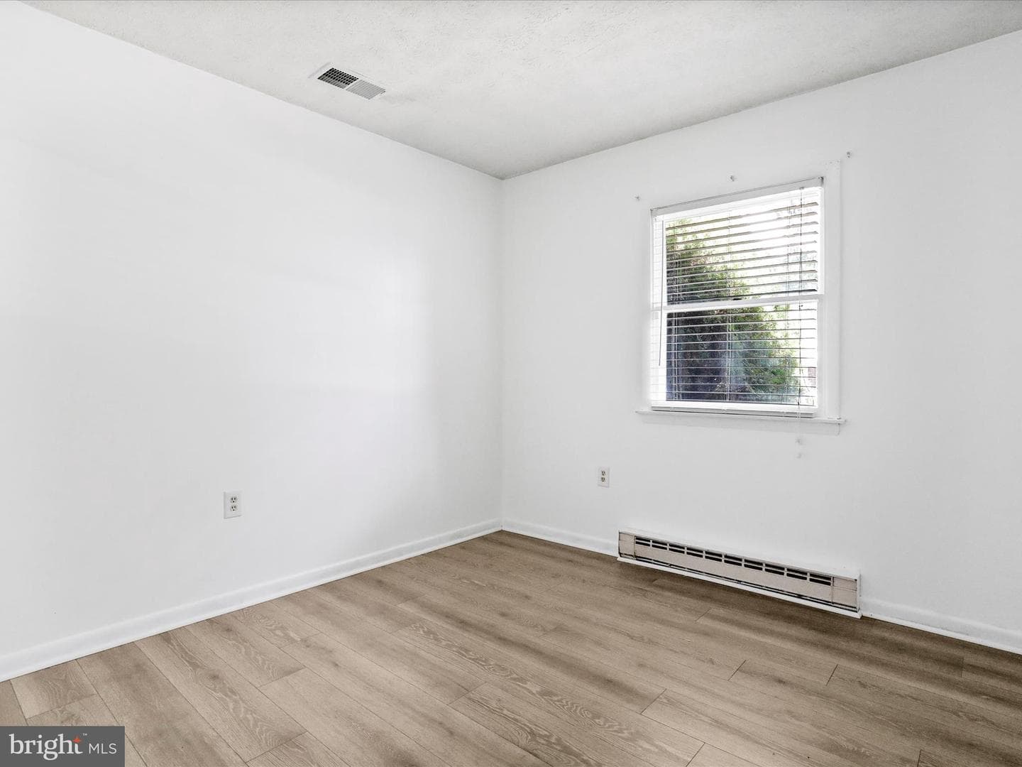705 Butler Avenue photo 4