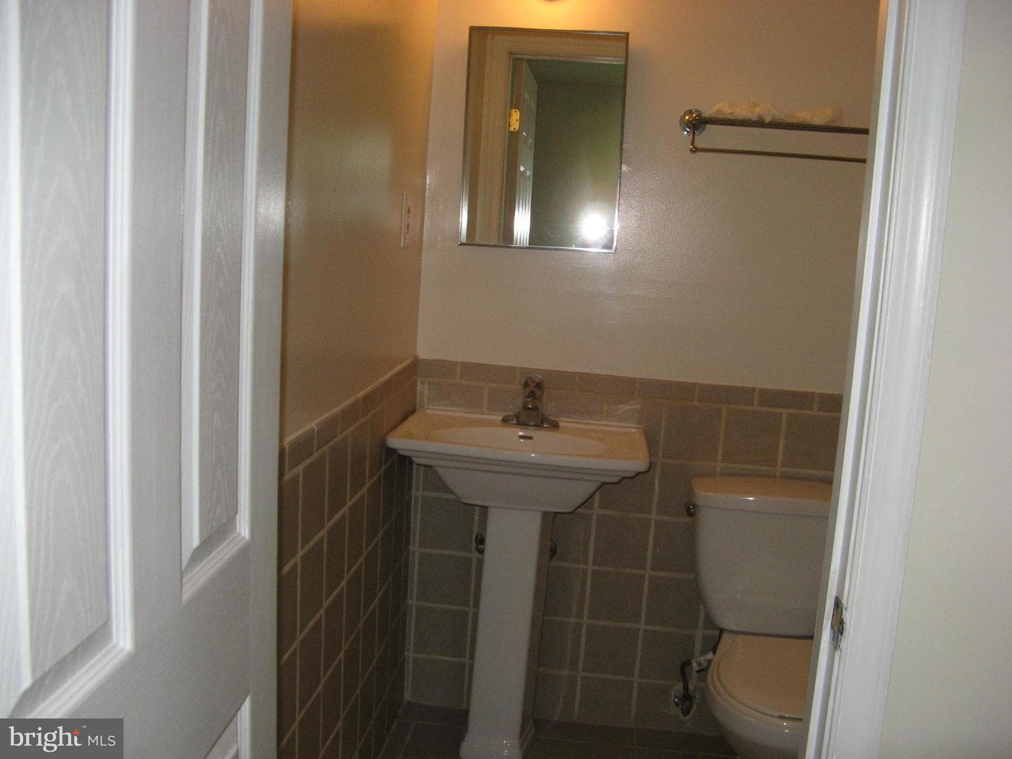 633 Ewell Street photo 18