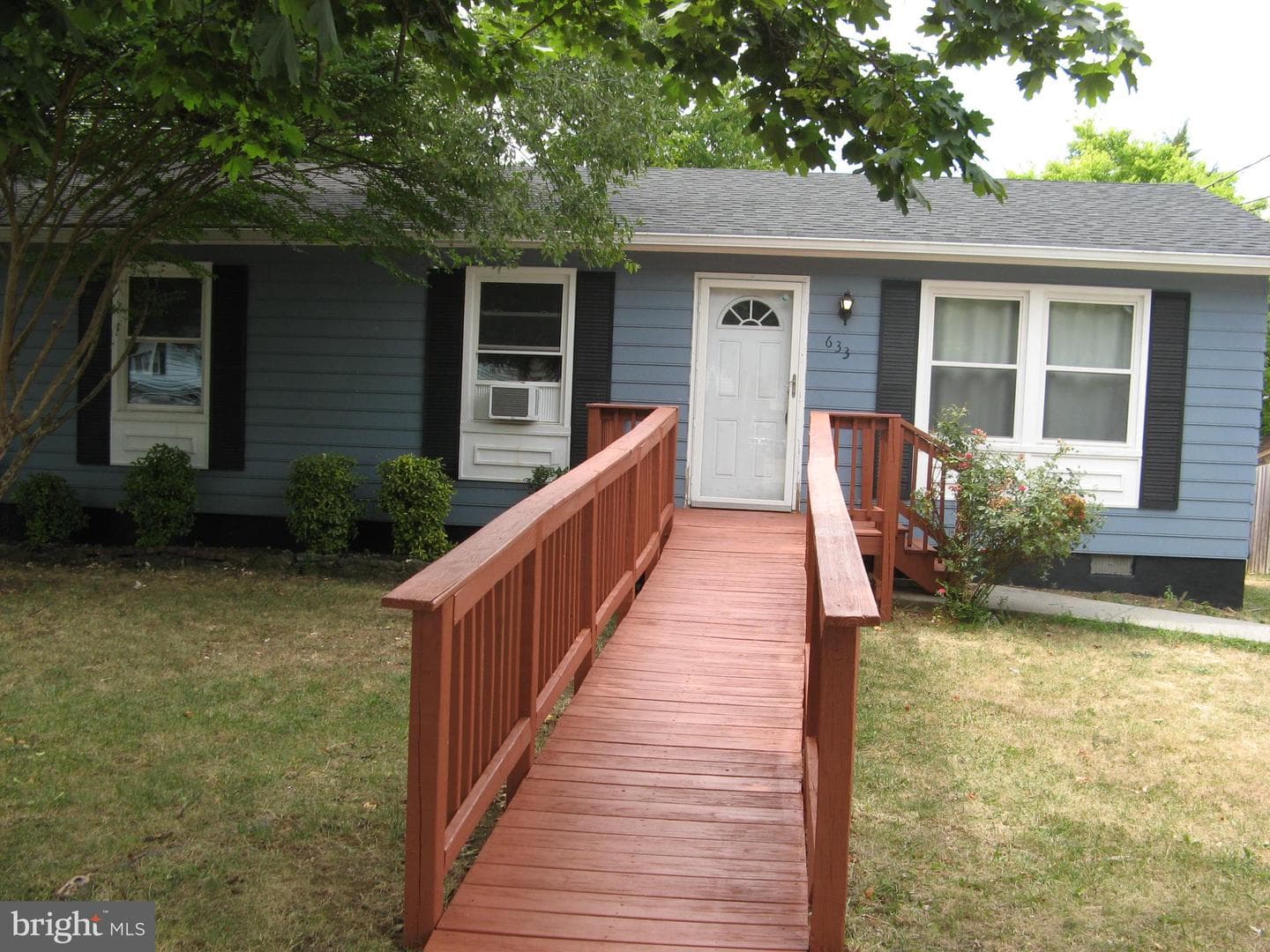 633 Ewell Street photo 2