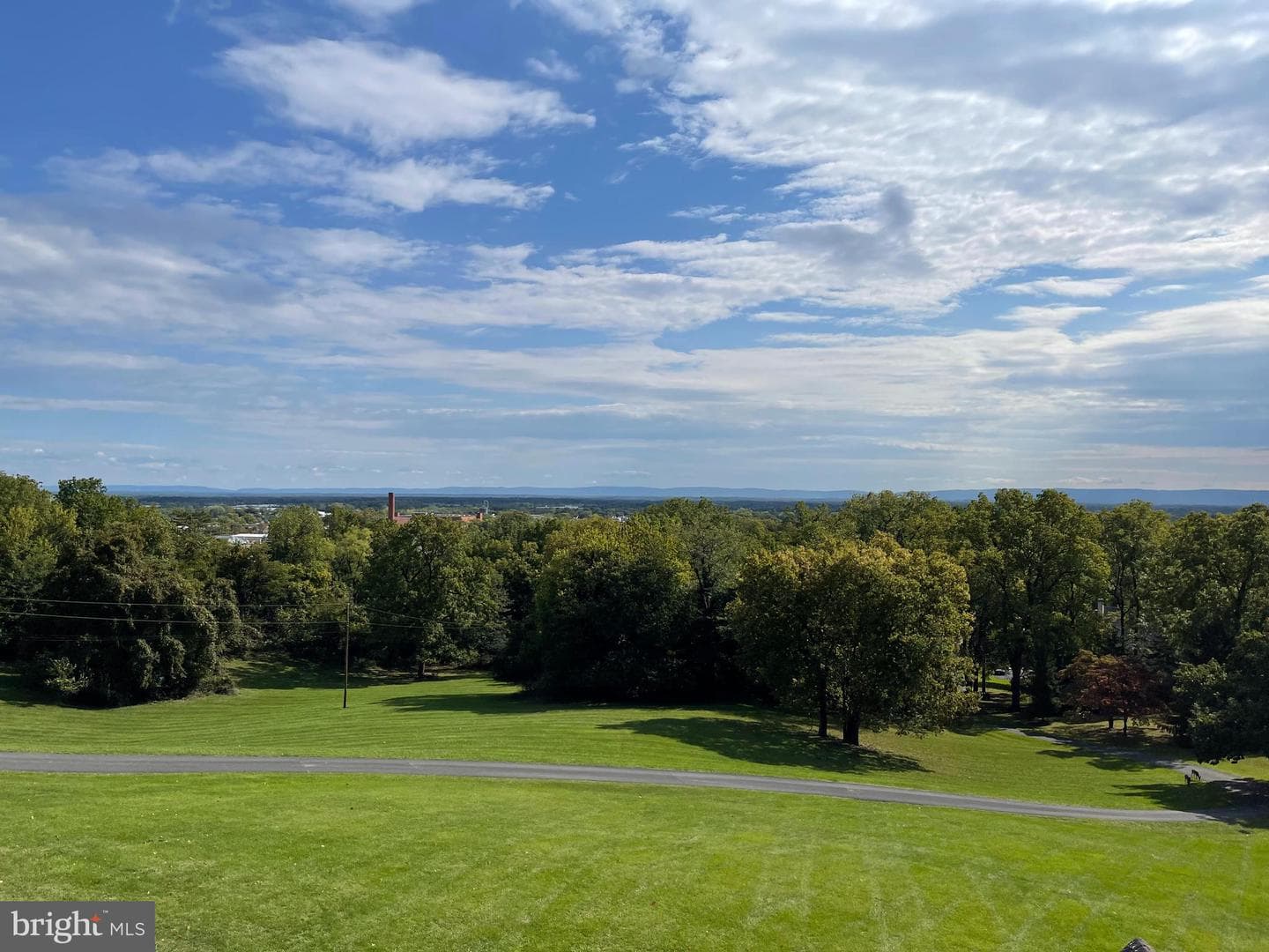 465 Fairmont Avenue photo 10