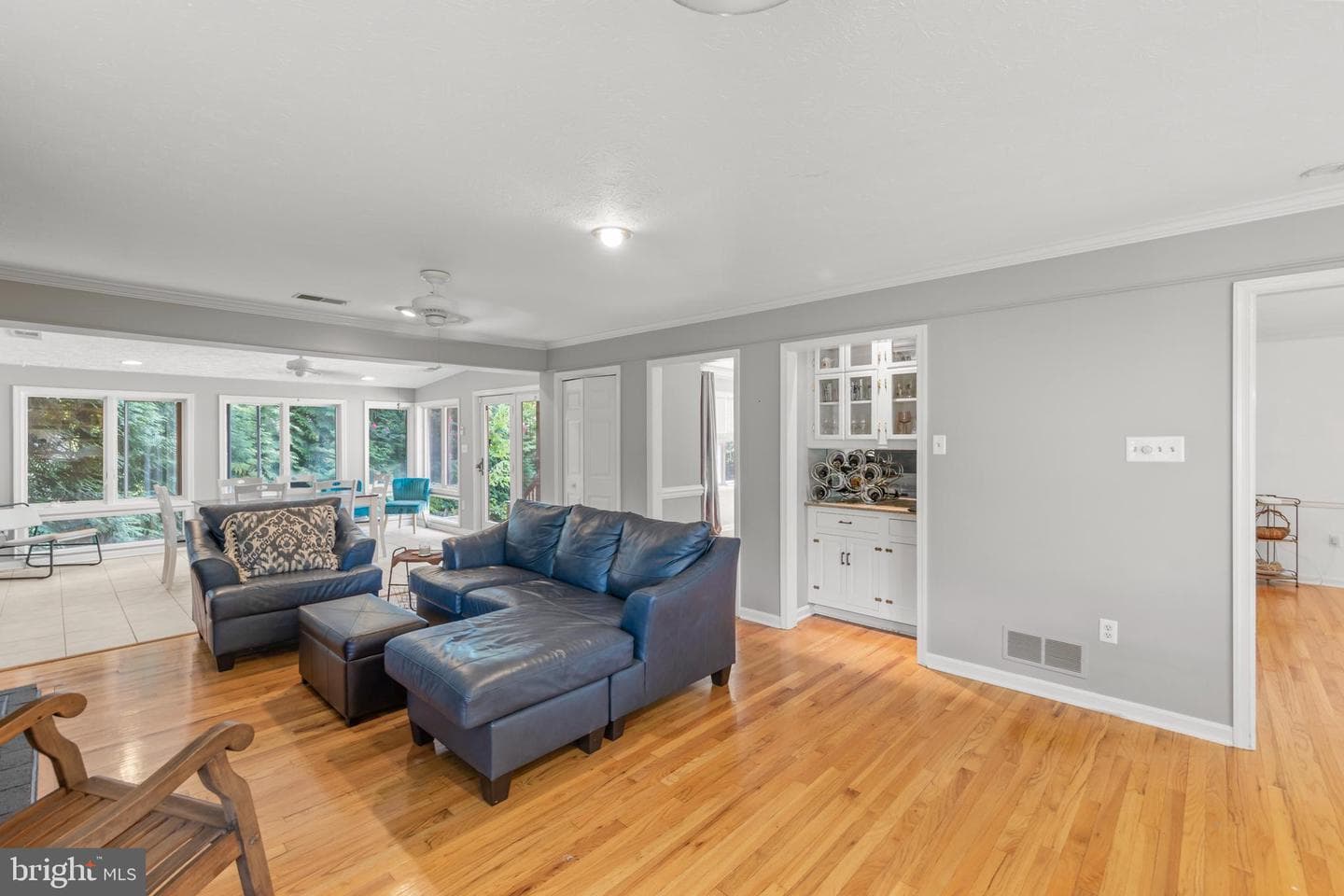 1610 Van Couver Street photo 20