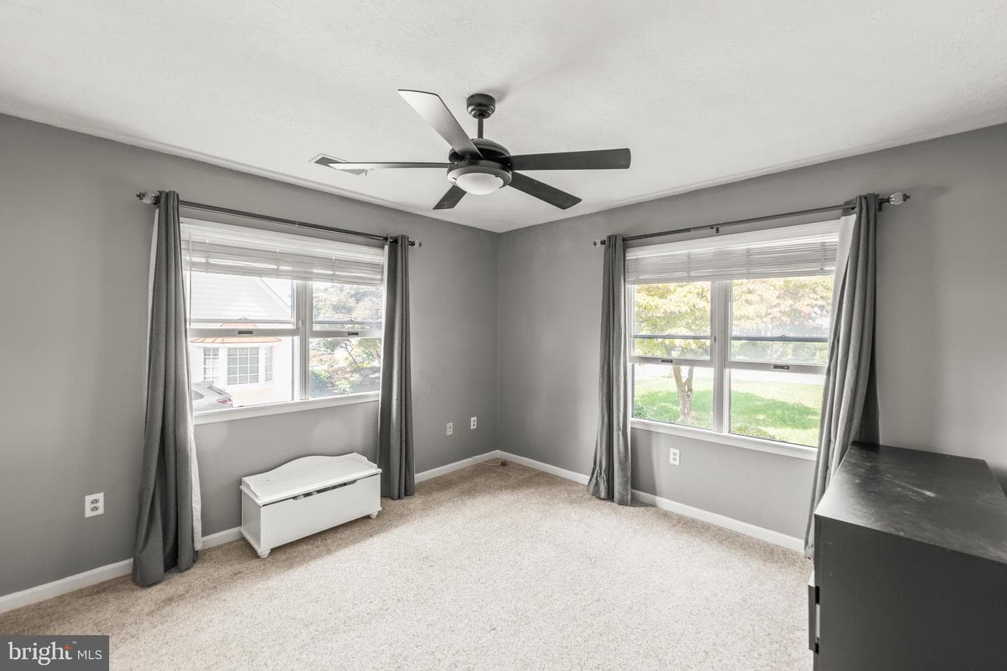 1610 Van Couver Street photo 37