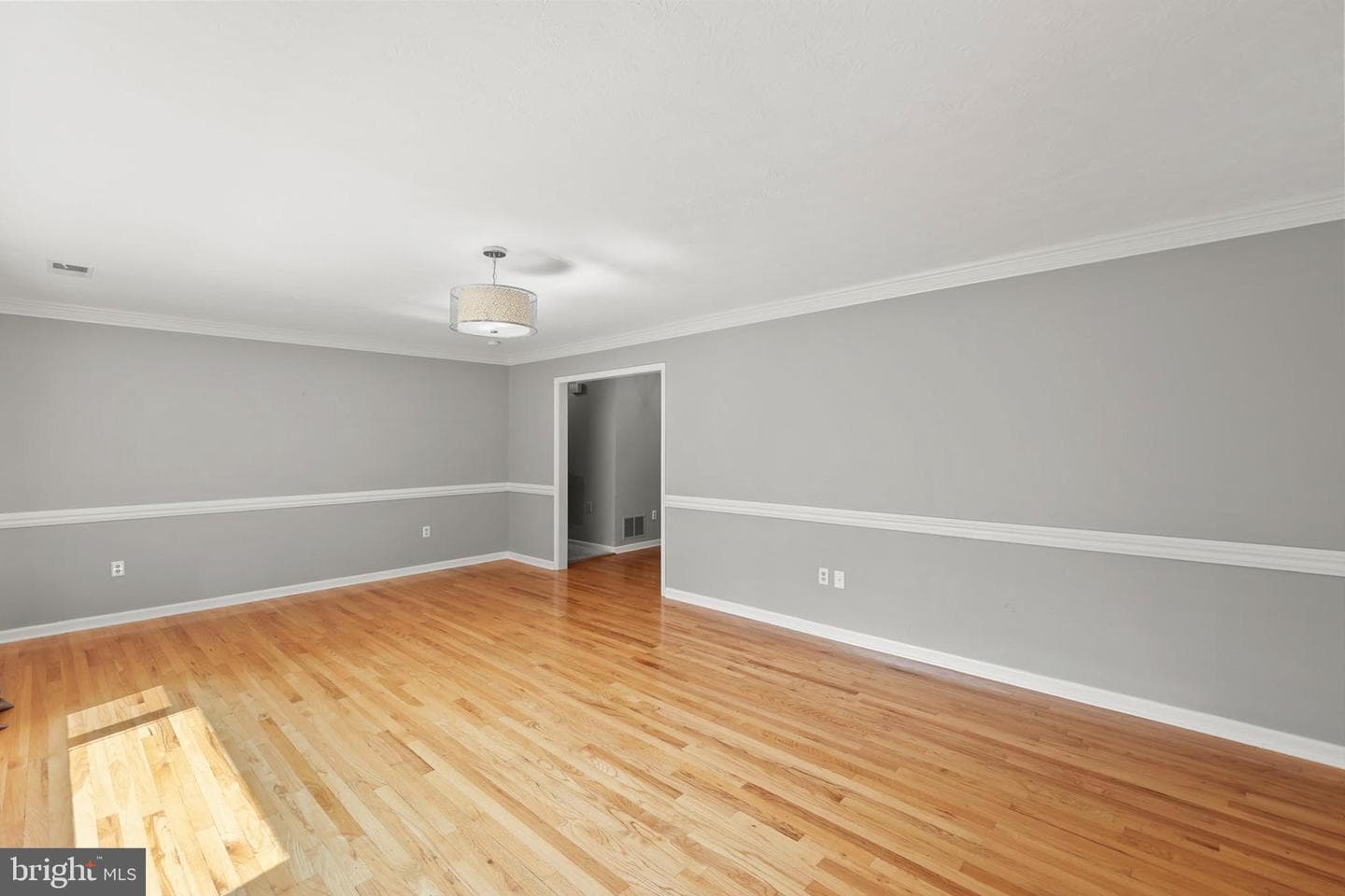 1610 Van Couver Street photo 7