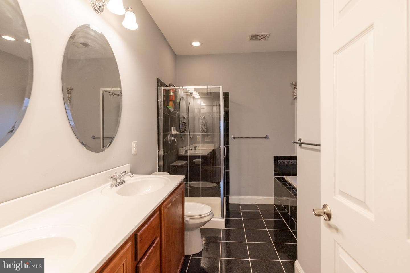 344 Linden Drive photo 33