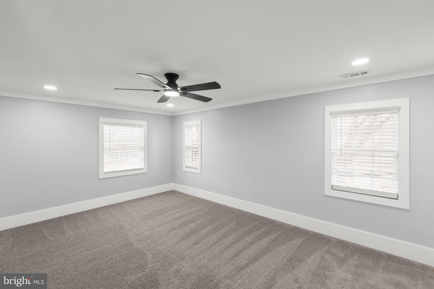 629 National Avenue photo 17