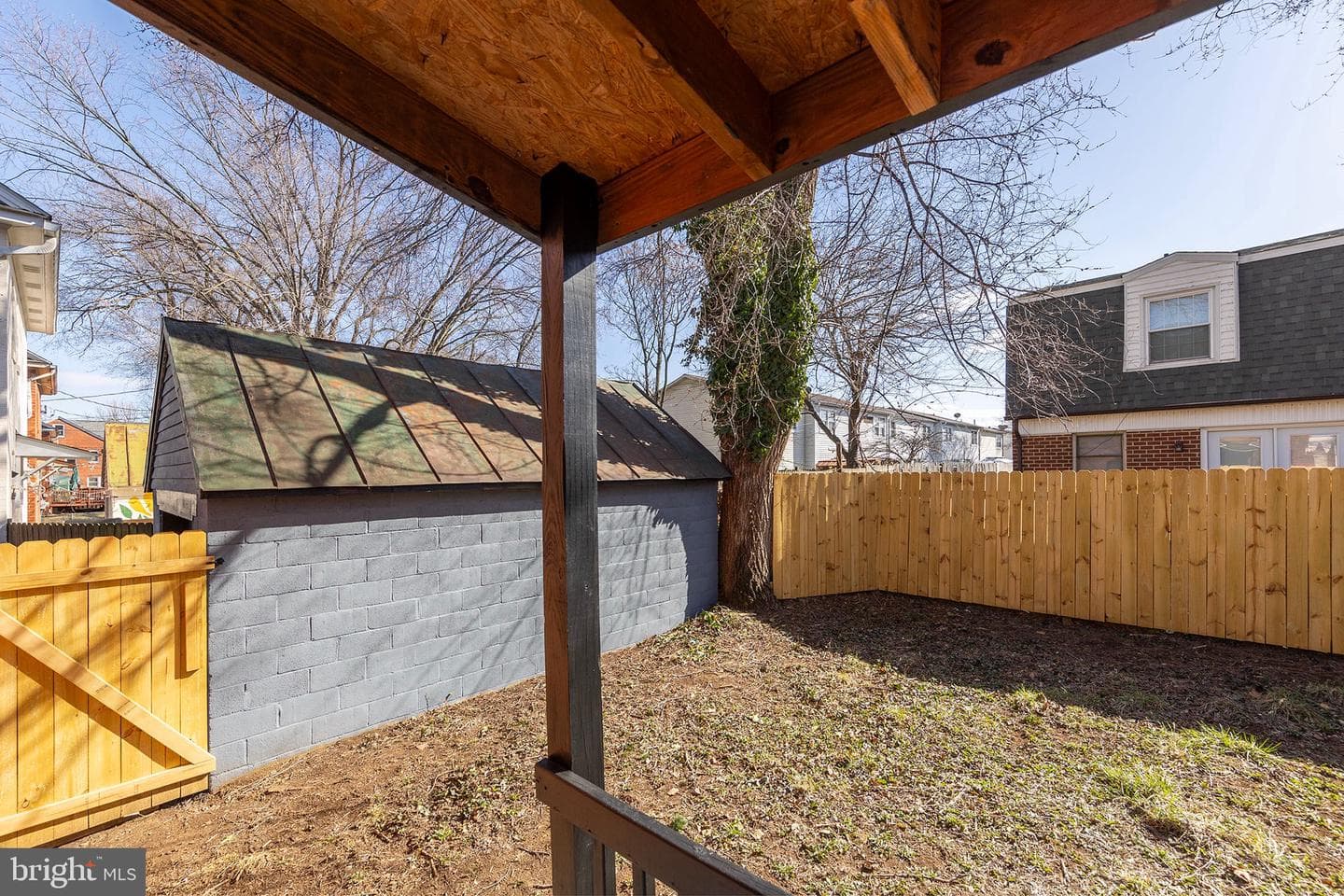 629 National Avenue photo 24
