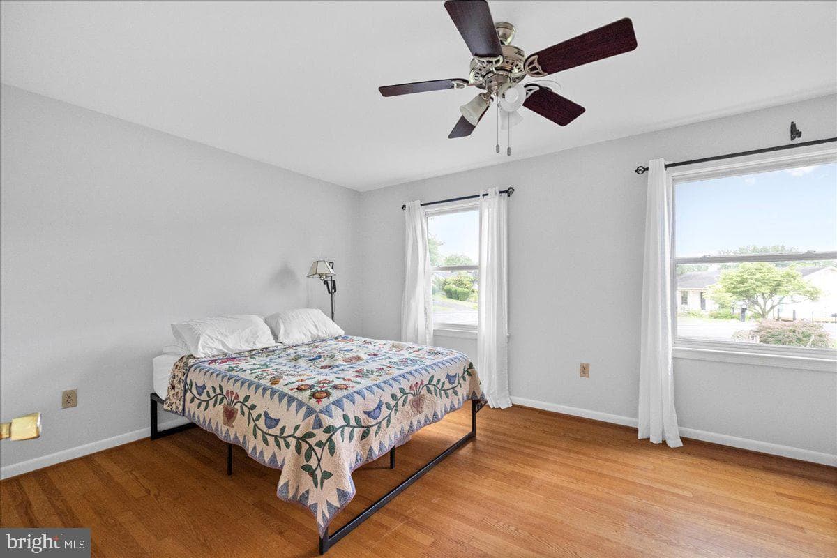 331 Ridge Avenue photo 18