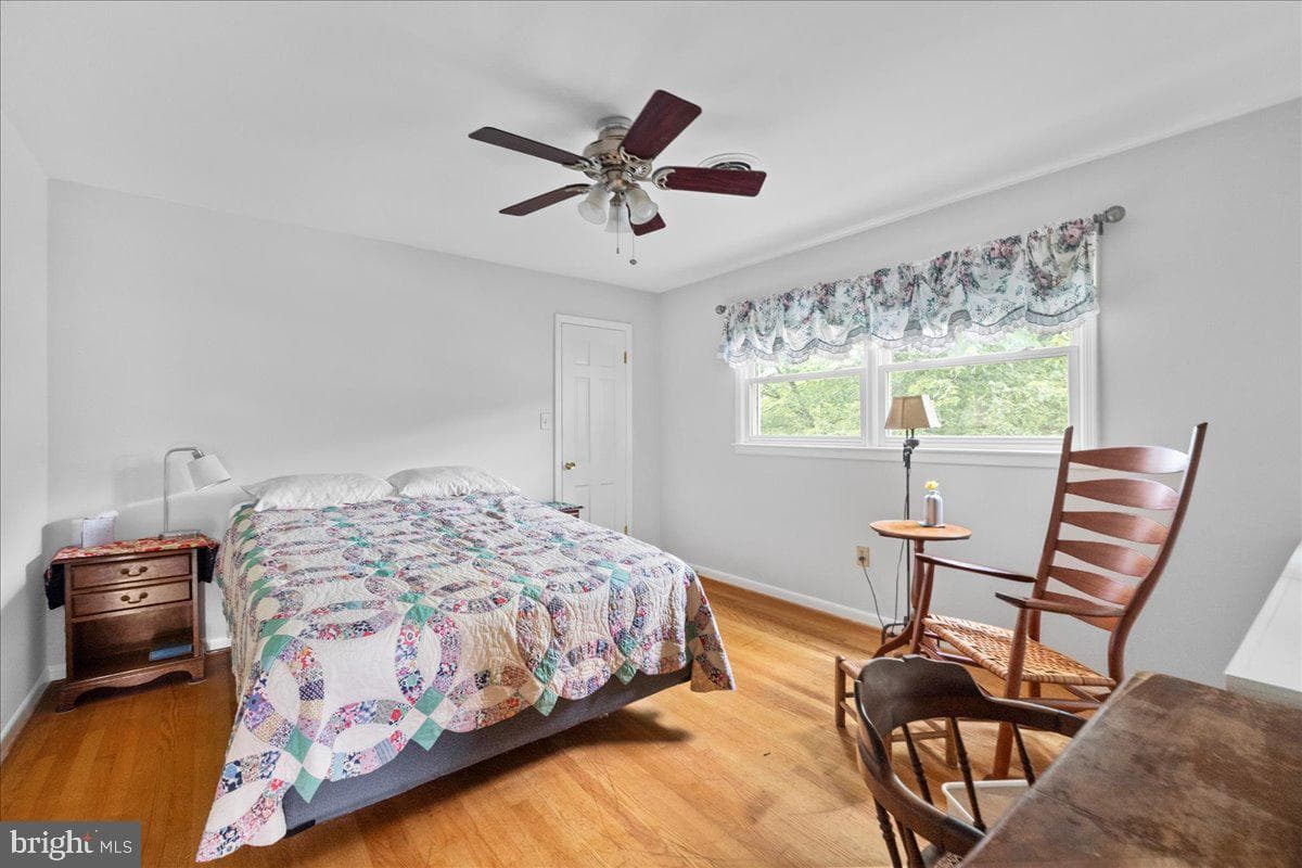 331 Ridge Avenue photo 20