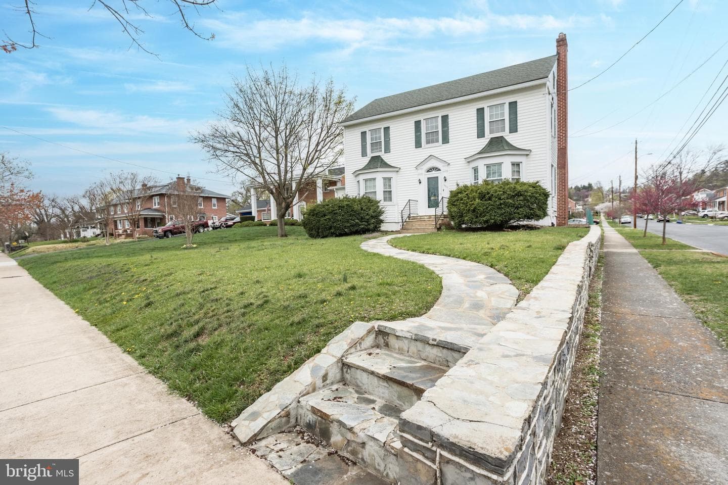 1503 Valley Avenue photo 1