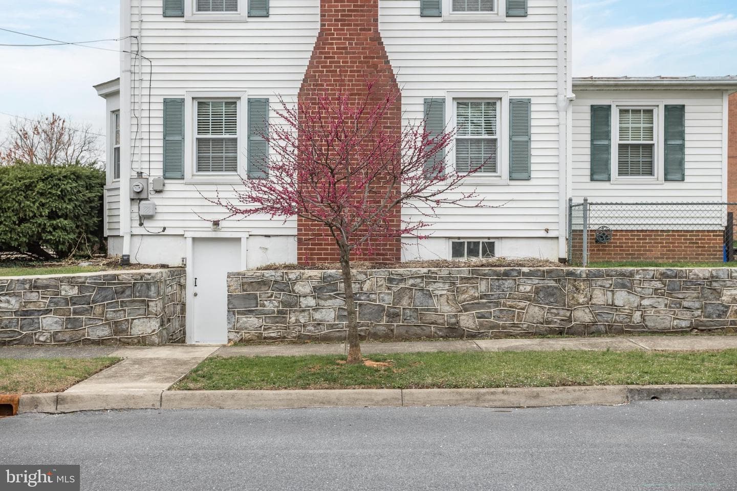 1503 Valley Avenue photo 10