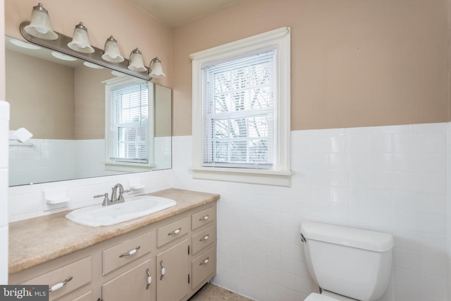 1503 Valley Avenue photo 31