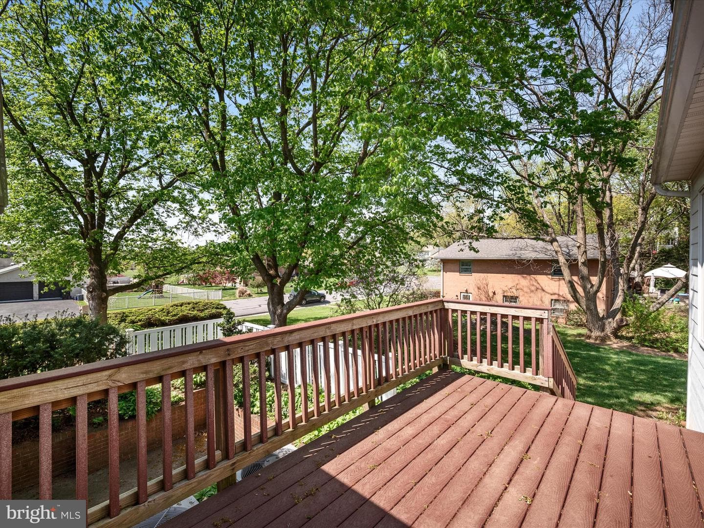 303 Walker Street photo 49