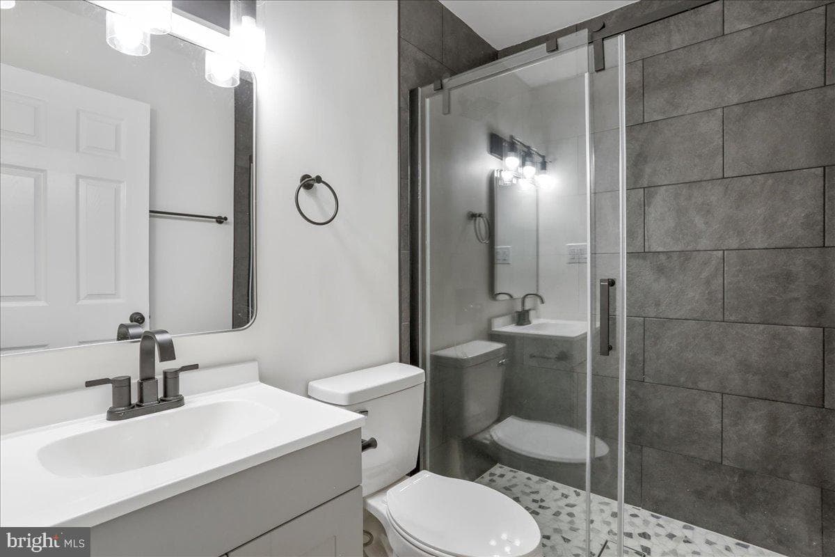 12 Montague Circle photo 22