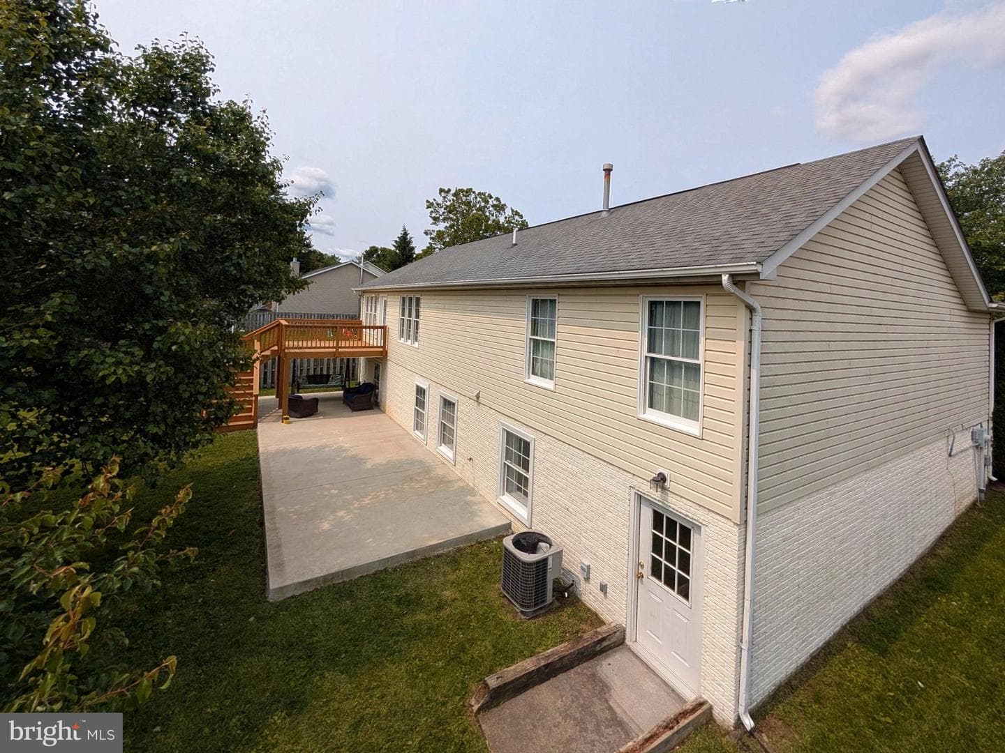 2620 Stonegate Drive photo 6