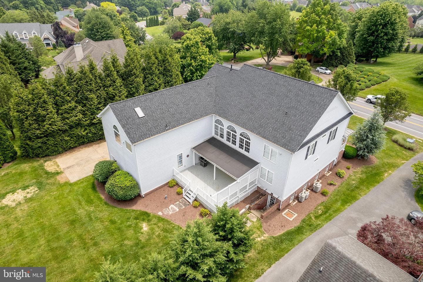1020 Breckinridge Lane photo 4
