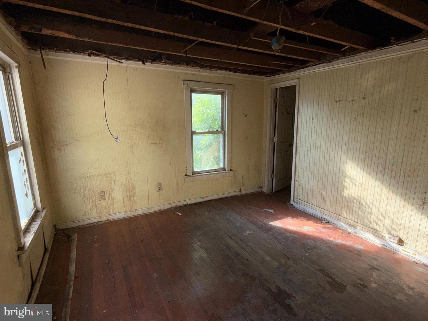 381 National Avenue photo 5